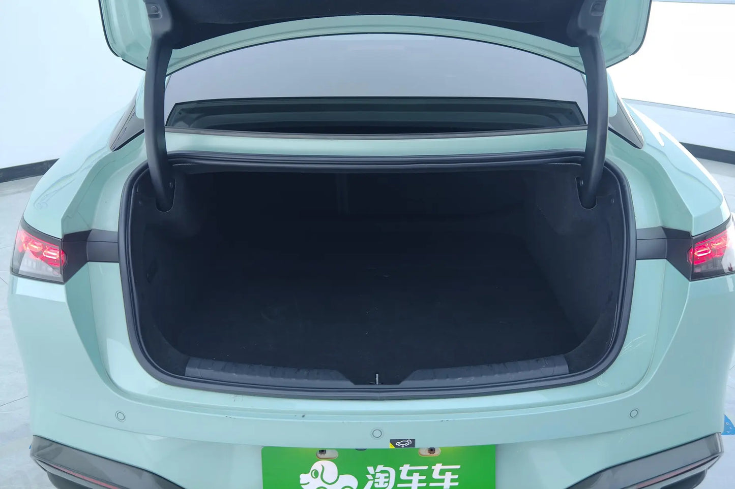 Certificated Pre-Owned AION Hyper GT 2023 560 Rear-Wheel Drive Seven-Wing Edition Ternary Lithium -u20684783