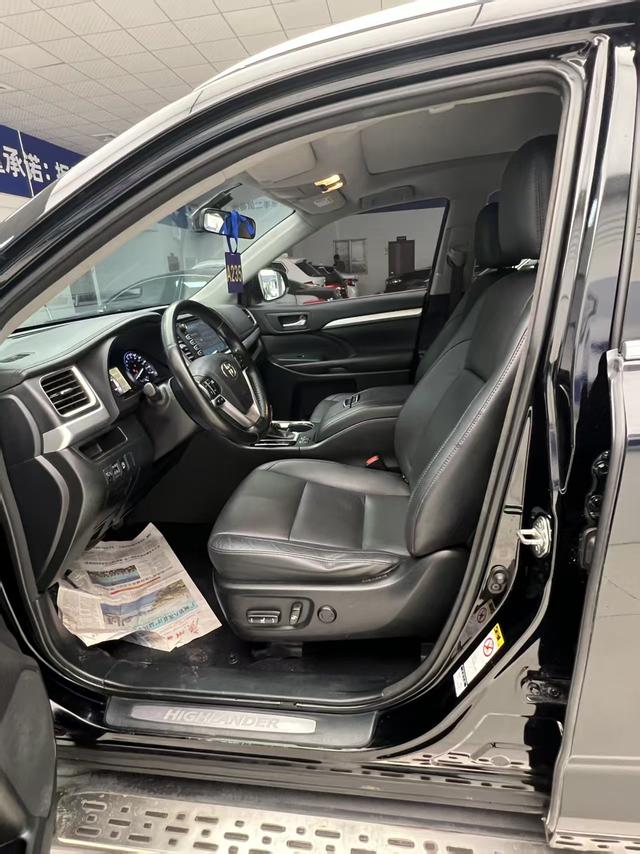 Certificated Pre-Owned Highlander 2015 2.0T 4WD Luxury 7-Seater - u22650343
