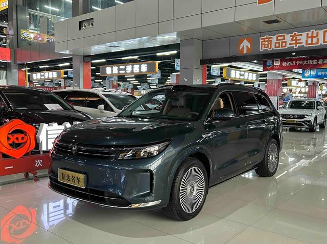 Pre-Owned Wenjie M7 2024 Ultra Five - Seat Four - Wheel Drive Intelligent Driving Edition