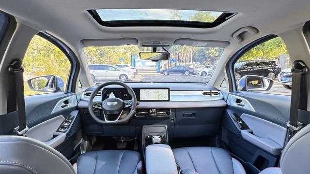 Certificated Pre-Owned Geely Geometry E Firefly 2023 401KM Linglong Tiger