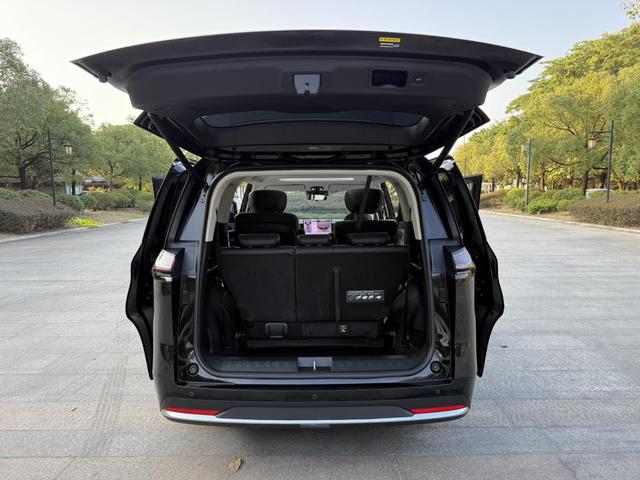 Certificated Pre-Owned GAC Trumpchi E8 PHEV 2024 2.0ATK 150km MAX Version -u22481379