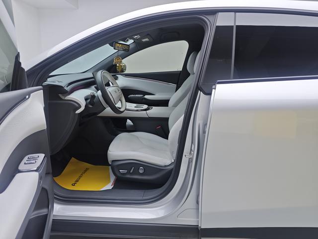 Certificated Pre-Owned XPENG G7 2025 Electric 702 Ultra Long Range Ultra -u22470378