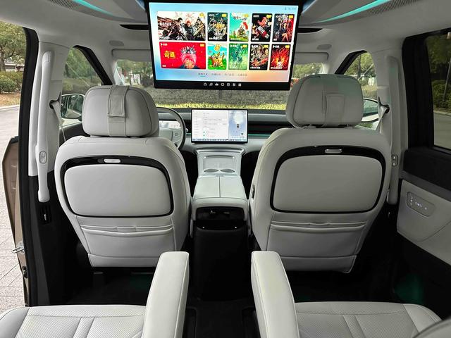 Certificated Pre-Owned XPENG X9 2024 702 Ultra Long Range Max-u22045757