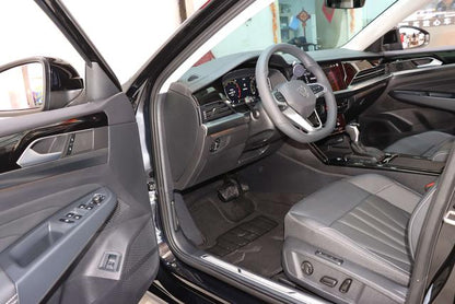 Certificated Pre-Owned FAW-Volkswagen Passat 2024 Outstanding Edition 380TSI Starry Dragon Glory Edition - u22369472