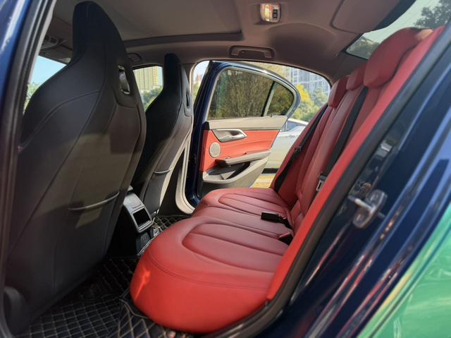 Certificated Pre-Owned BMW 1 Series 2021 125i M Sport Night Edition - u22342292