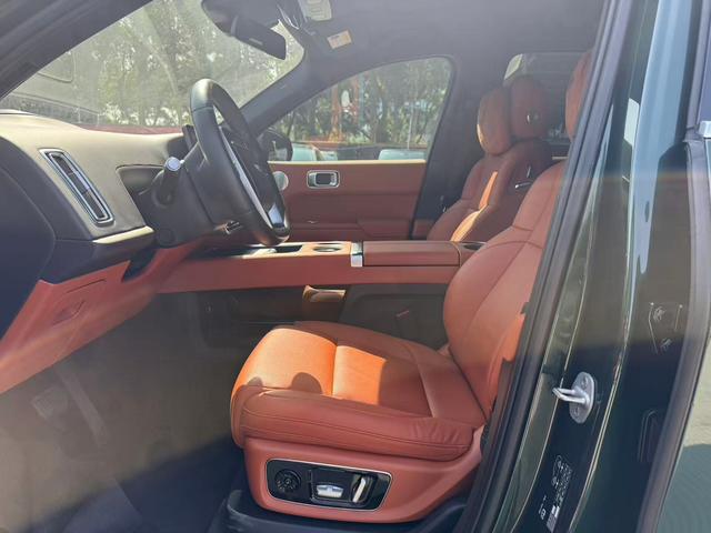 Certificated Pre-Owned Li Auto L8 2023 Pro Edition -u22458485