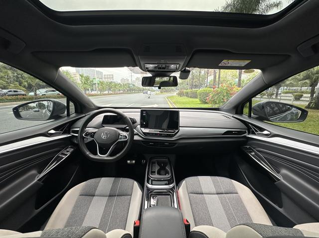 Certificated Pre-Owned ID.4 Crozz 2022 Long Range Pure Plus