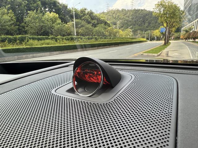 Pre - Owned 2025 AITO M9 Extended - Range Ultra Six - Seat Edition