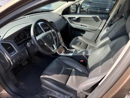 Certificated Used Volvo XC60 2017 T5 Upgraded Intelligent Entry Version - u22071583