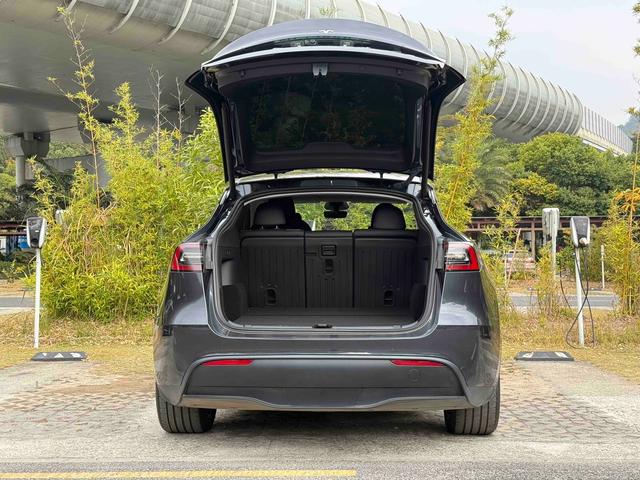 Certificated Pre-Owned Model Y 2024 Rear-Wheel Drive Version -u22546493