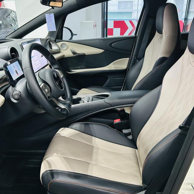 Certificated Pre-Owned BYD Dolphin 2023 Freedom Edition -u22488436