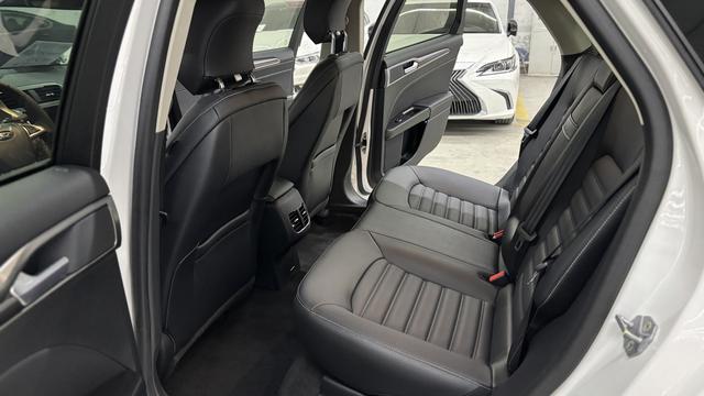 Certificated Pre-Owned Ford Mondeo 2020 EcoBoost 200 Luxury - u22059638