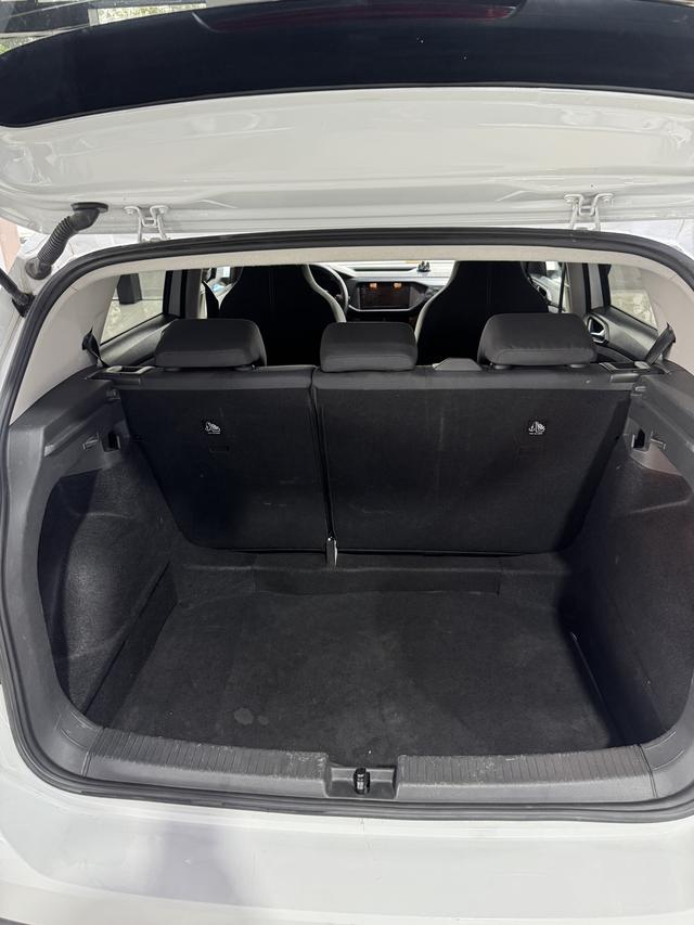 Certificated Pre-Owned T-Cross2023 Refreshed 1.5L Automatic Fashion Edition - u22634092