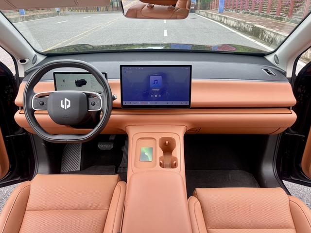 Certificated Pre-Owned Leapmotor C16 2024 Extended-Range 200 Lidar Edition -u21842672