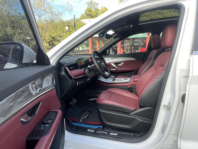 Certificated Pre-Owned Jetour X70 PLUS 2023 1.5T DCT Brave Plus 7-Seater - u21664719