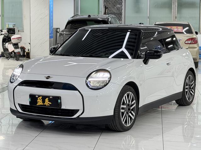 Certificated Pre-Owned Electric MINI COOPER 2025 COOPER E Classic Edition -u22539344