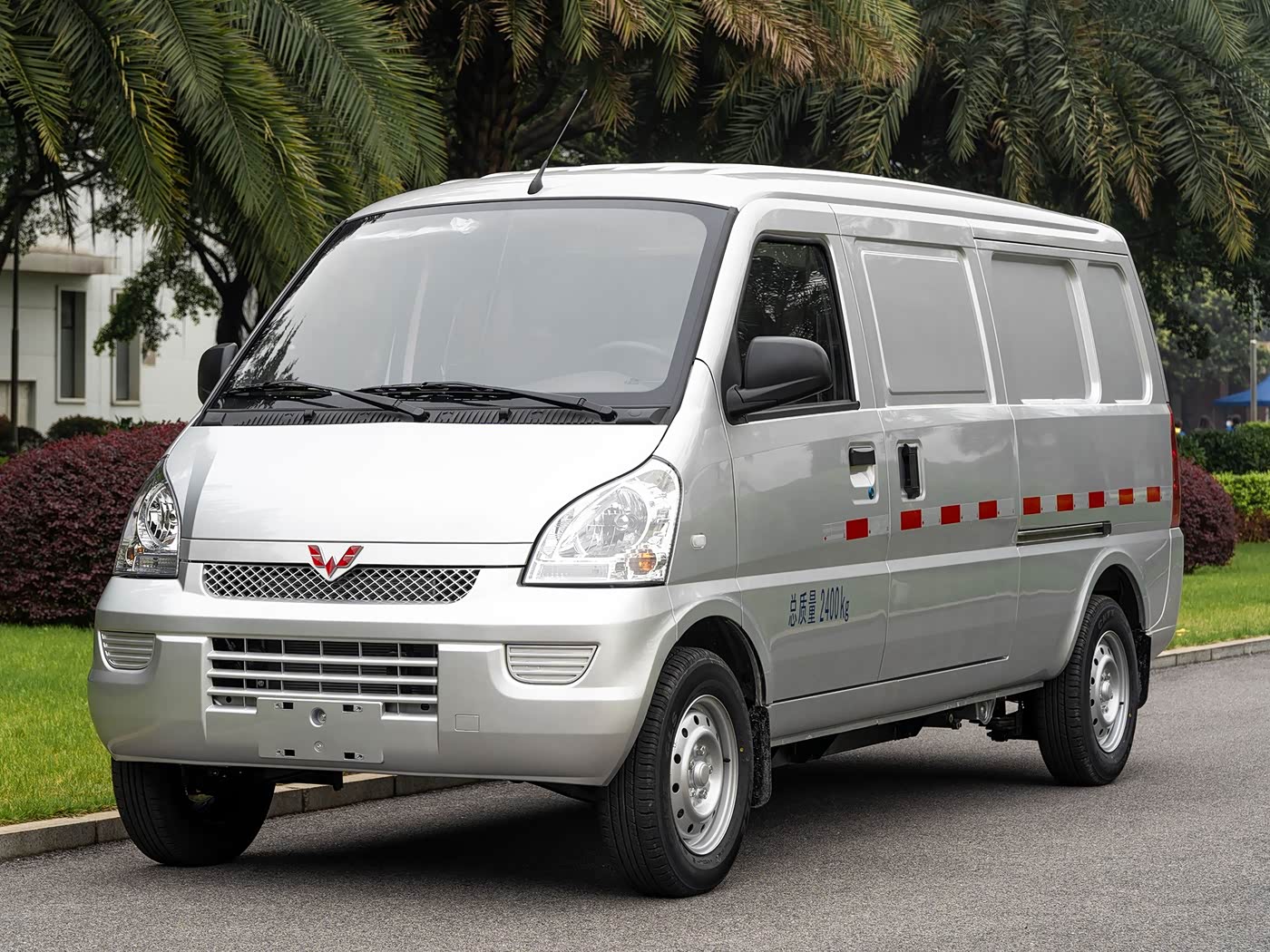 SAIC-GM-Wuling Wuling Rongguang EV