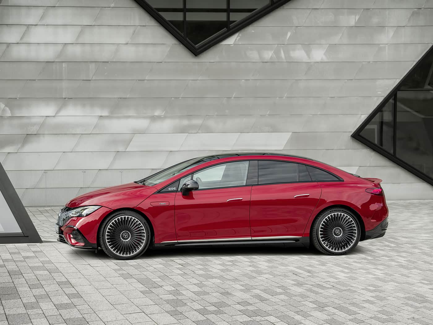 Mercedes-AMG Benz EQE AMG