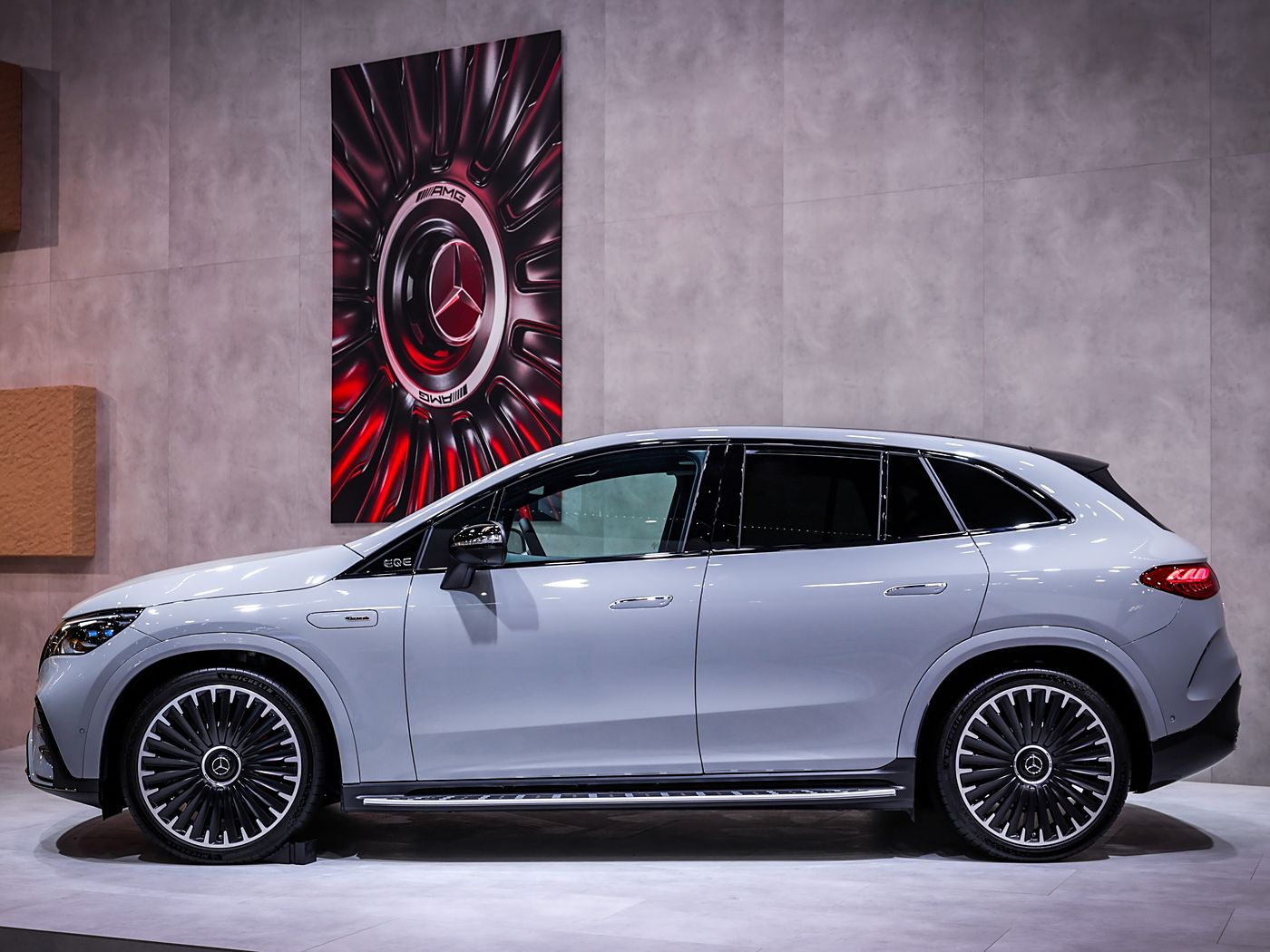 Mercedes-AMG Benz EQE SUV AMG