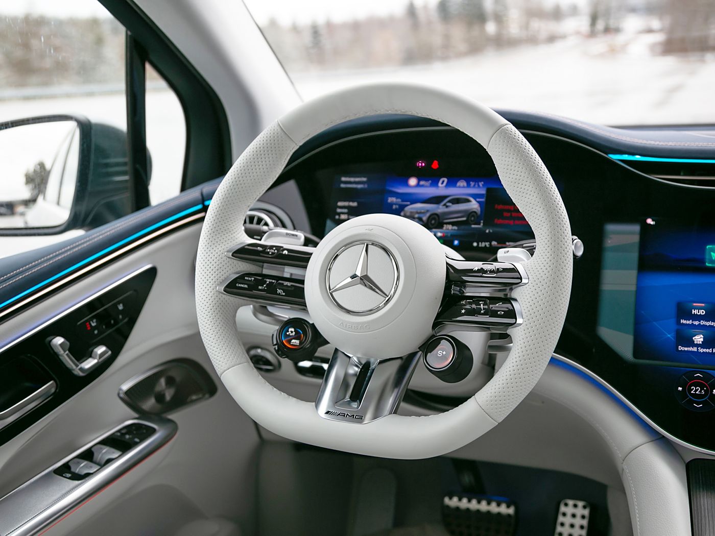 Mercedes-AMG Benz EQE SUV AMG