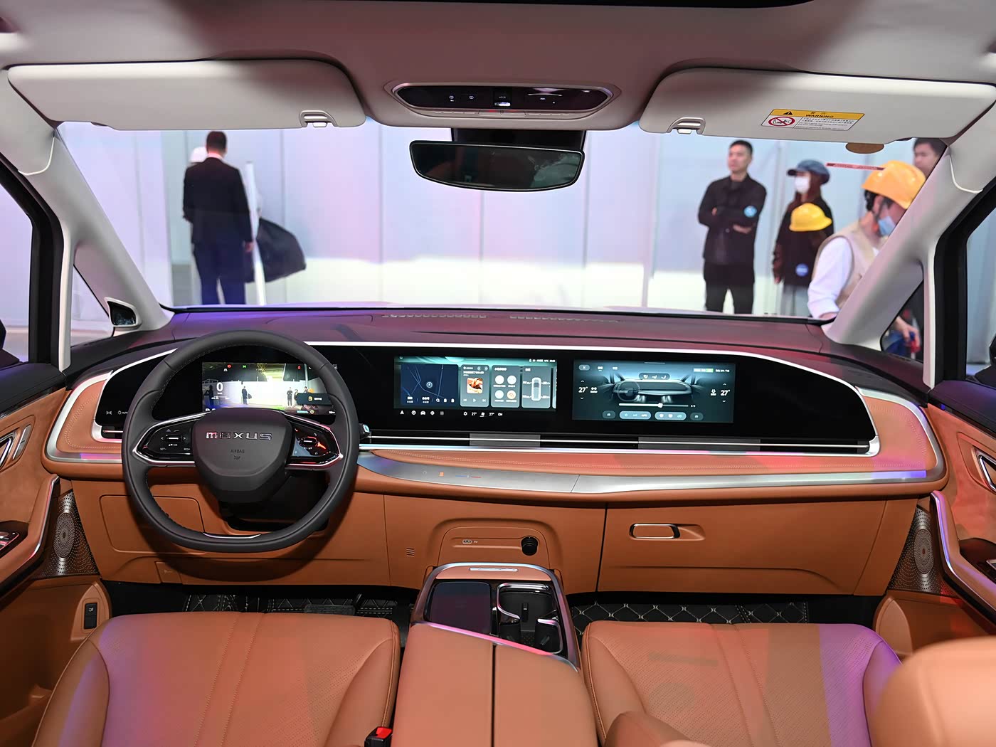 SAIC Maxus MIFA 9 EV