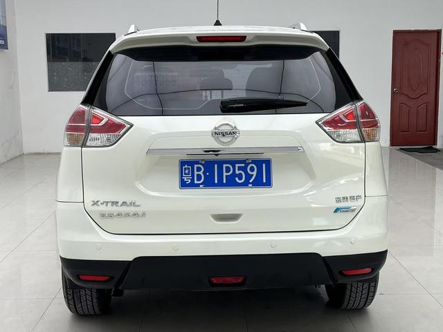 Certificated Pre-Owned Dongfeng Nissan X-Trail 2017 2.5L CVT Luxury Edition 4WD - u22690985