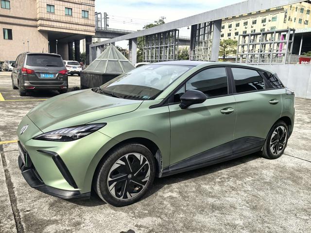 Pre-Owned MG4 2022 Model 425km Fashion Edition