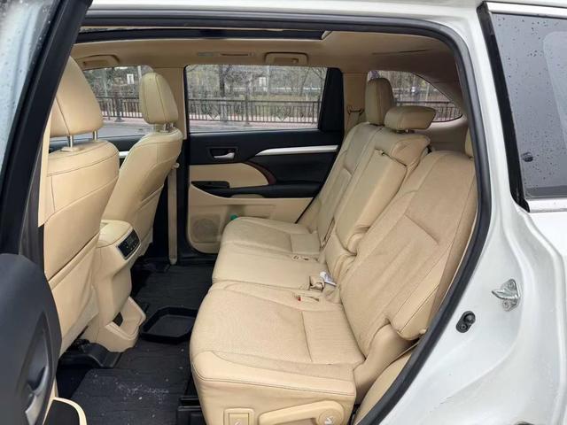 Certificated Pre-Owned Highlander 2017 2.0T Four-wheel Drive Luxury Edition 7-seater - u22546130