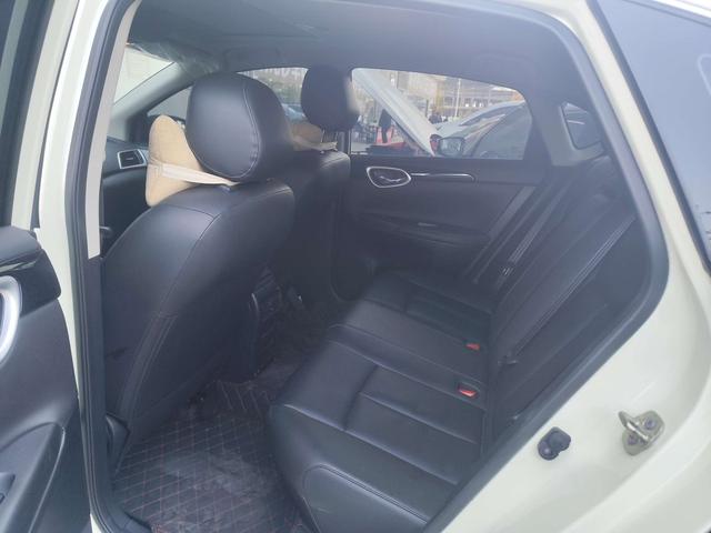 Certificated Pre-Owned Sylphy 2022 Classic 1.6 XL CVT Luxury Edition - u22433038