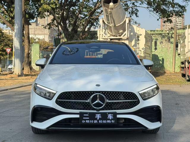 Certificated Pre-Owned Mercedes-Benz A-Class 2023 A 200 L Sport Sedan Fashion Edition - u22405141