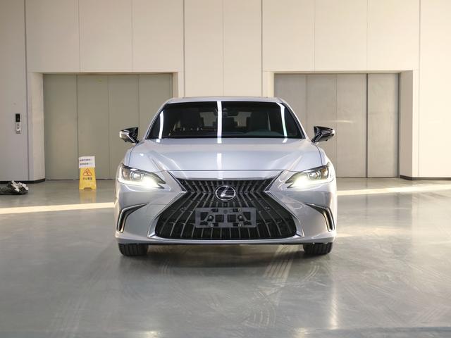 Certificated Pre-Owned Lexus ES 2021 Model 200 Premium Edition - u22697987