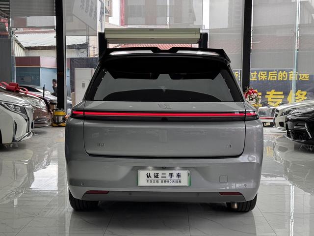 Certificated Pre-Owned Li Auto L8 2023 Pro Edition -u22458686