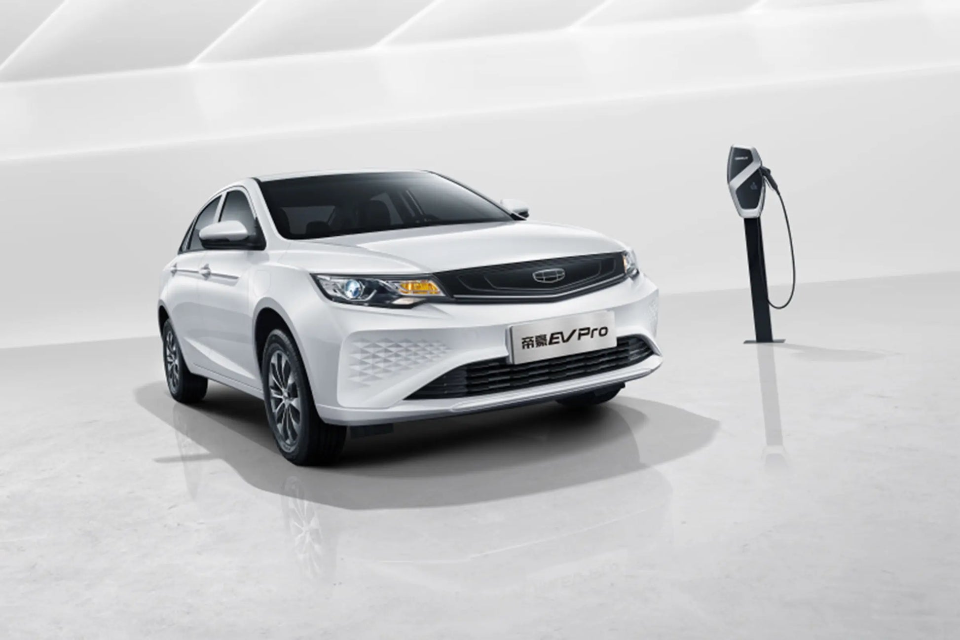 Geely Geometry Emgrand EV