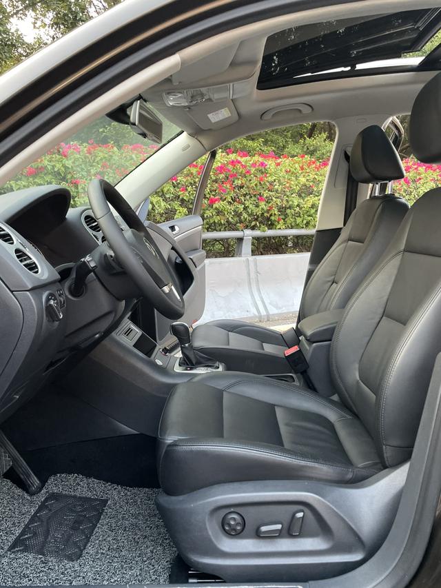 Certificated Pre-Owned Tiguan 2015 1.8TSI Automatic Two-Wheel Drive Luxury Model - u22337393