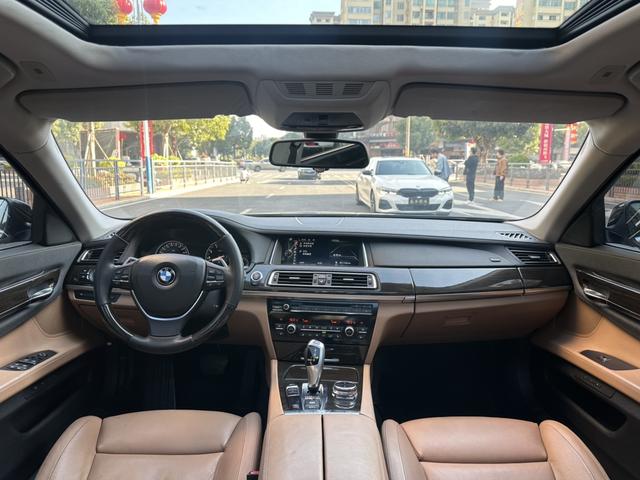 Certificated Pre-Owned BMW Series 7 2013 740Li Leading Model - u22322986