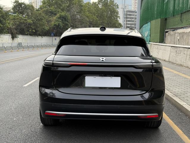 Certificated Pre-Owned NIO ES6 2023 Model 75kWh -u22539628