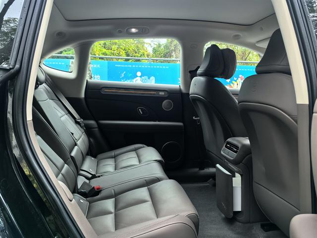 Certificated Pre-Owned IM LS6 2026 Extended-Range 66 Max+ -u22625681