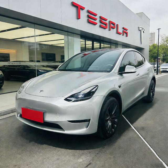 Certificated Pre-Owned Model Y 2024 Long Range All-Wheel Drive Version -u22560507