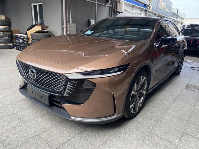 Certificated Pre-Owned Mazda EZ-6 2024 Extended Range 200 Premium Edition -u22671591