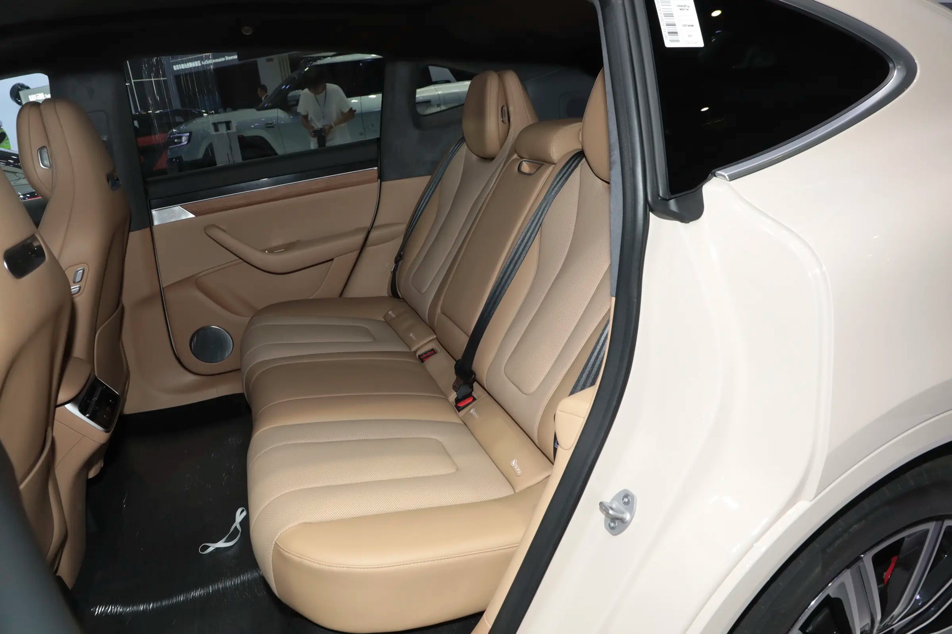 Chery LUXEED R7