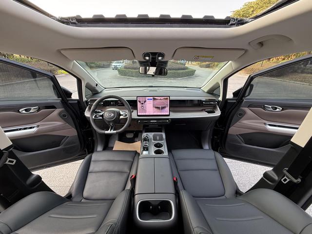 Certificated Pre-Owned GAC Trumpchi E8 PHEV 2024 2.0ATK 150km MAX Version -u22481379