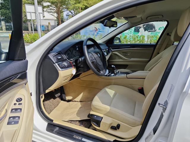 Certificated Pre-Owned BMW 5 Series 2013 520Li Elegant Edition - u22301050