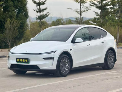 Certificated Pre-Owned Tesla Model Y L Standard Edition 2026 -u21256125