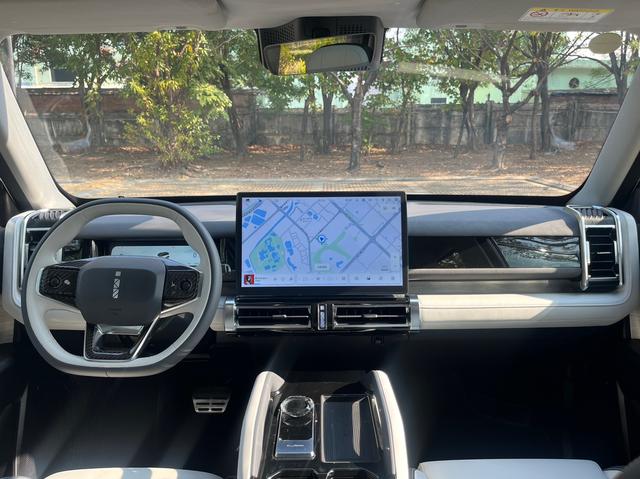 Certificated Pre-Owned iCAR 03 2024 Edition Four-Wheel Drive Long-Range Advanced Version