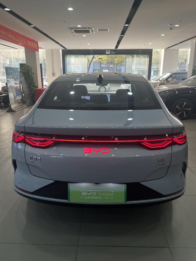 Certificated Pre-Owned BYD Qin L EV 2025 545KM Excellence Version -u22473977