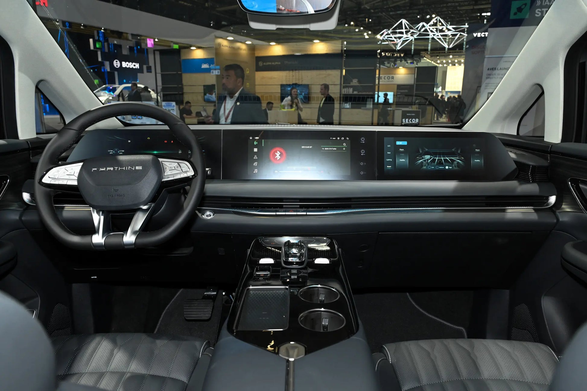 Dongfeng Forthing Wind Planet Ocean V9 -Hybrid PHEV