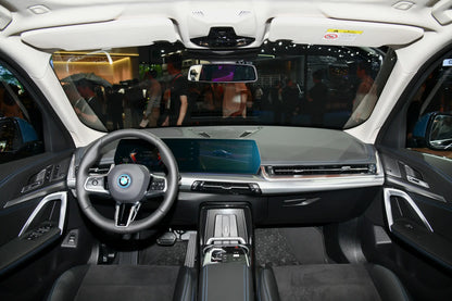 BMW Brilliance iX1
