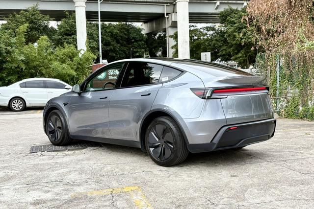 Certificated Pre-Owned Tesla Model Y 2025 Rear-Wheel Drive Version -u22533210