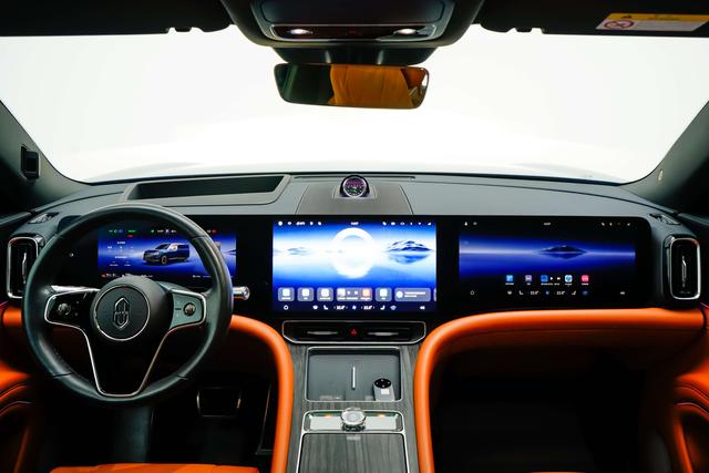 Certificated Pre-Owned Wenjie M9 2024 Extended Range Ultra Six-Seater Edition -u22089095