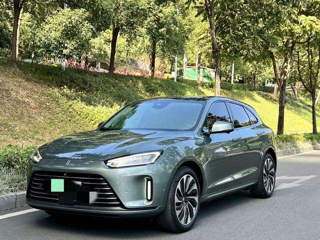 Pre-Owned AITO M5 2022 Extended-Range Four-Wheel Drive Performance Edition